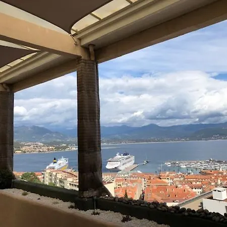 La Terrasse شقة