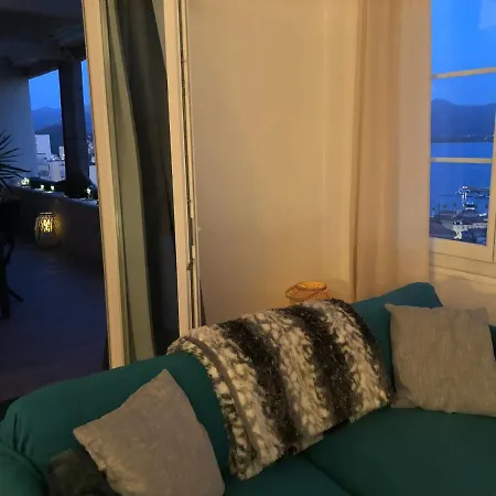 La Terrasse Apartment *